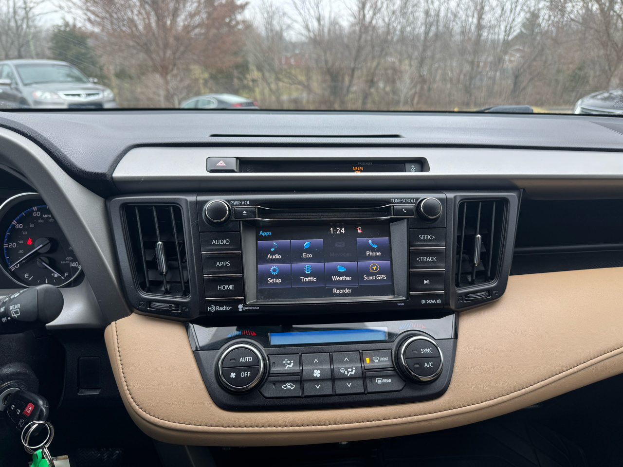 Toyota RAV4 AWD 4dr XLE (Natl) 2016