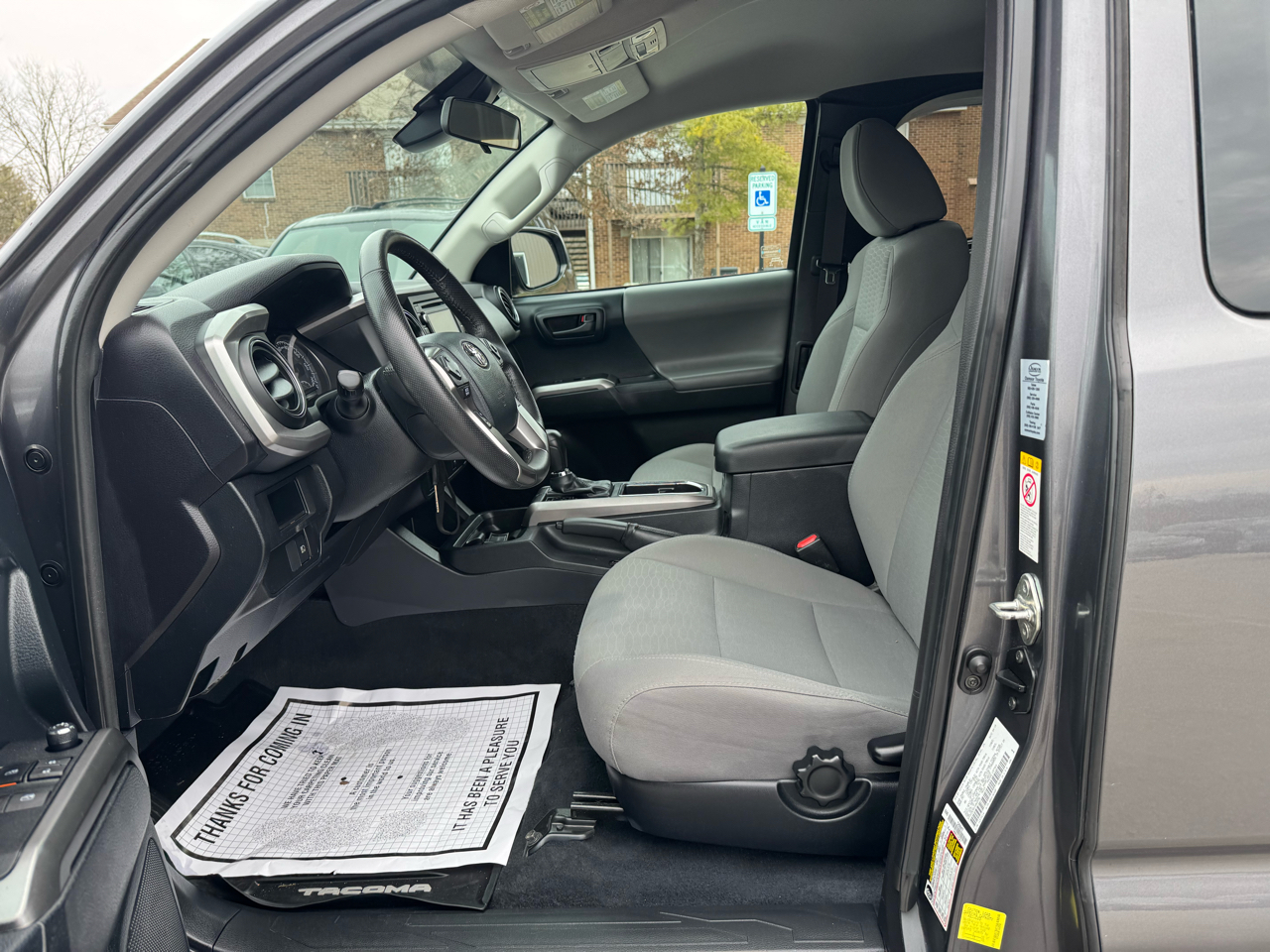 Toyota Tacoma SR5 Access Cab 6' Bed I4 4x4 AT (Natl) 2018