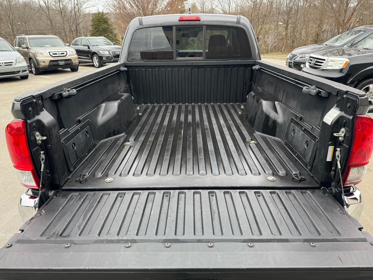 Toyota Tacoma SR5 Access Cab 6' Bed I4 4x4 AT (Natl) 2018