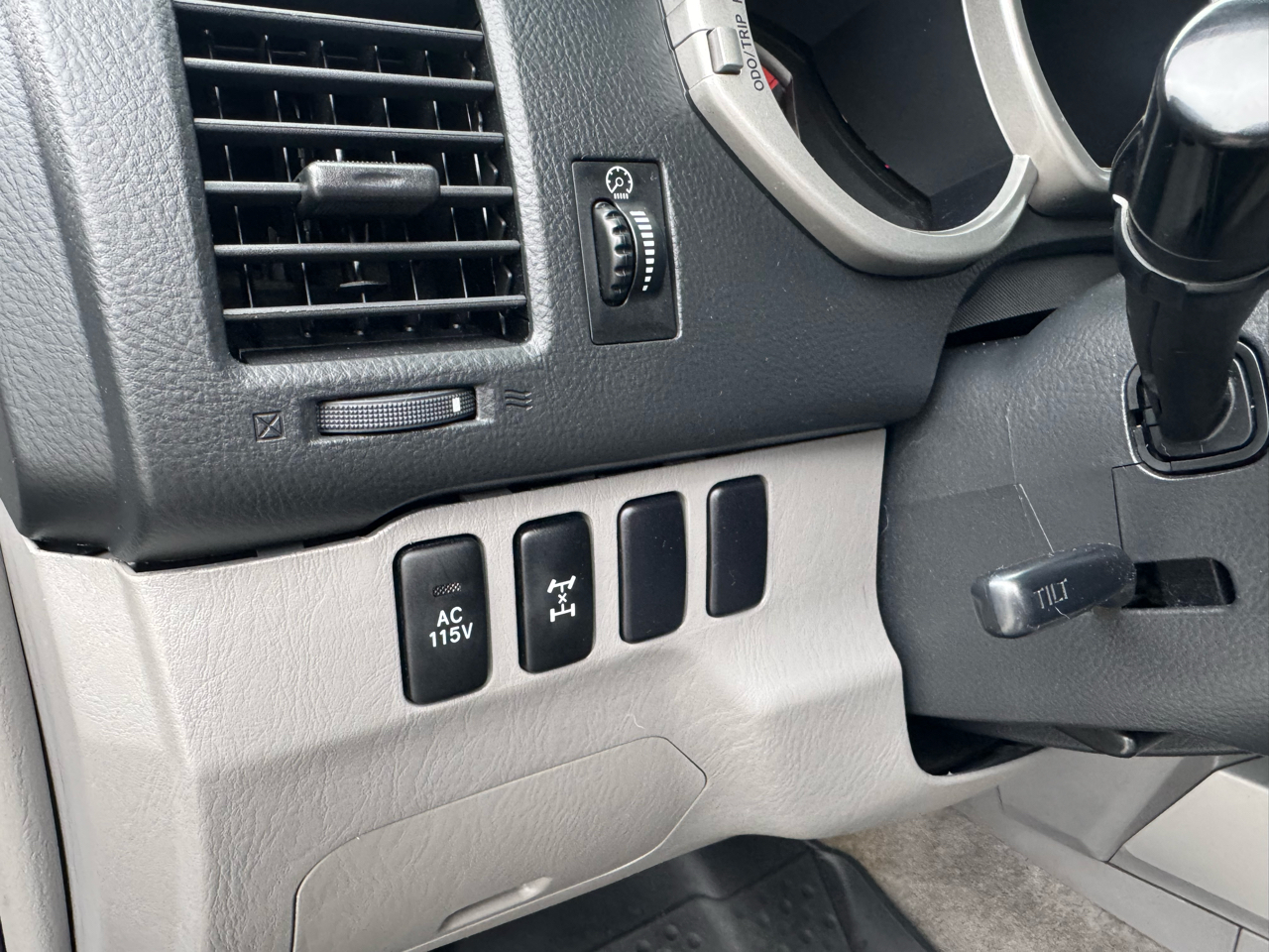 Toyota 4Runner 4dr Limited V8 Auto 4WD (Natl) 2003