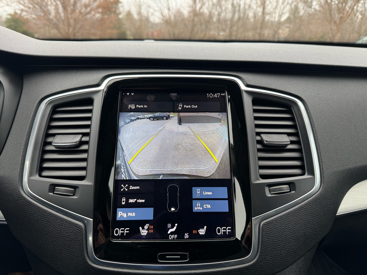 Volvo XC90 T5 AWD 5-Passenger Momentum 2017