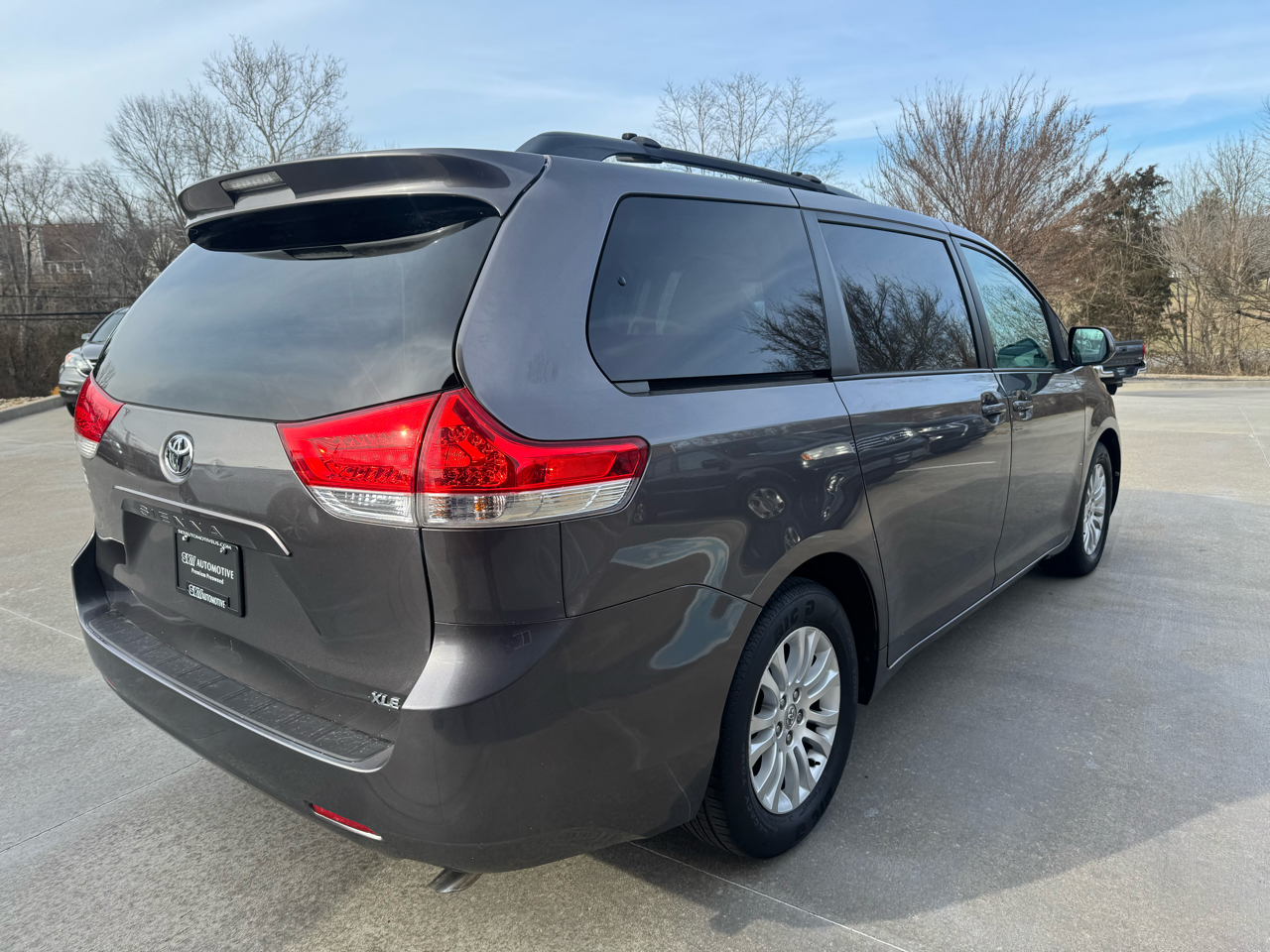 Toyota Sienna  2013