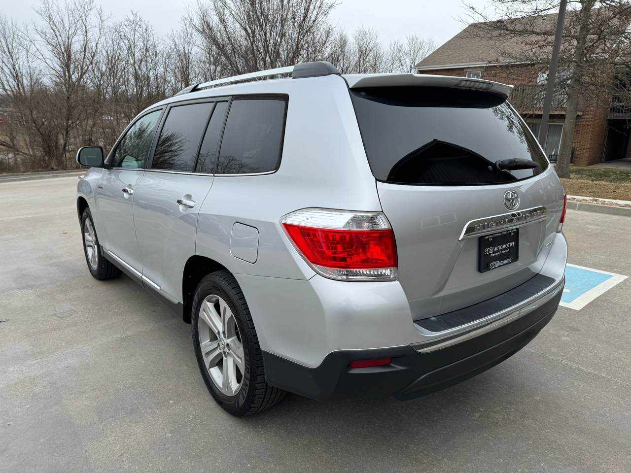 Toyota Highlander  2013