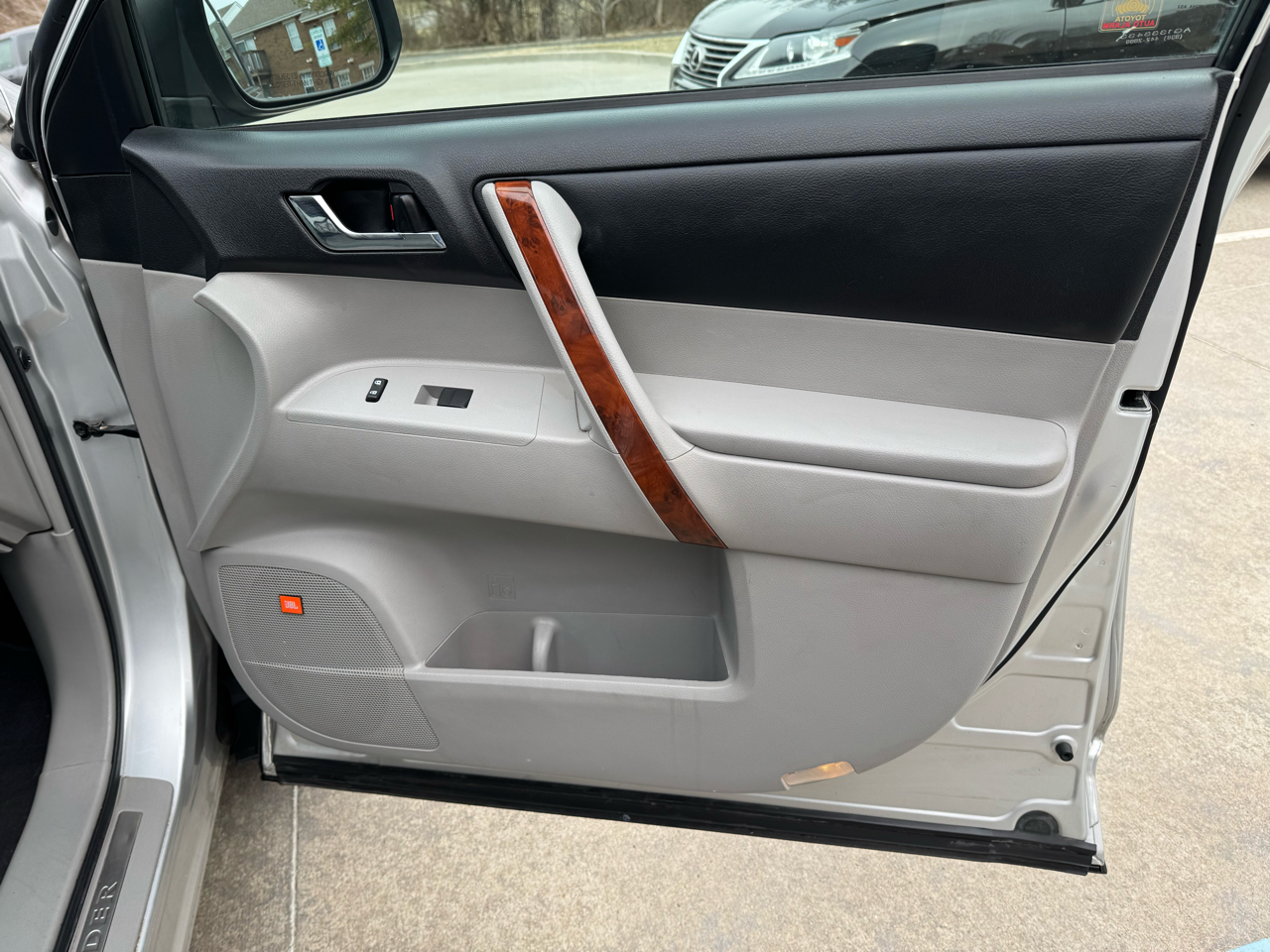 Toyota Highlander  2013