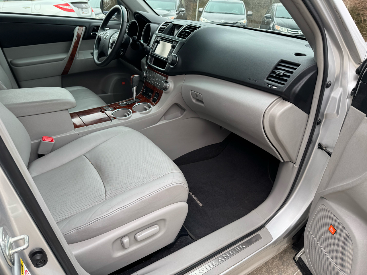 Toyota Highlander  2013