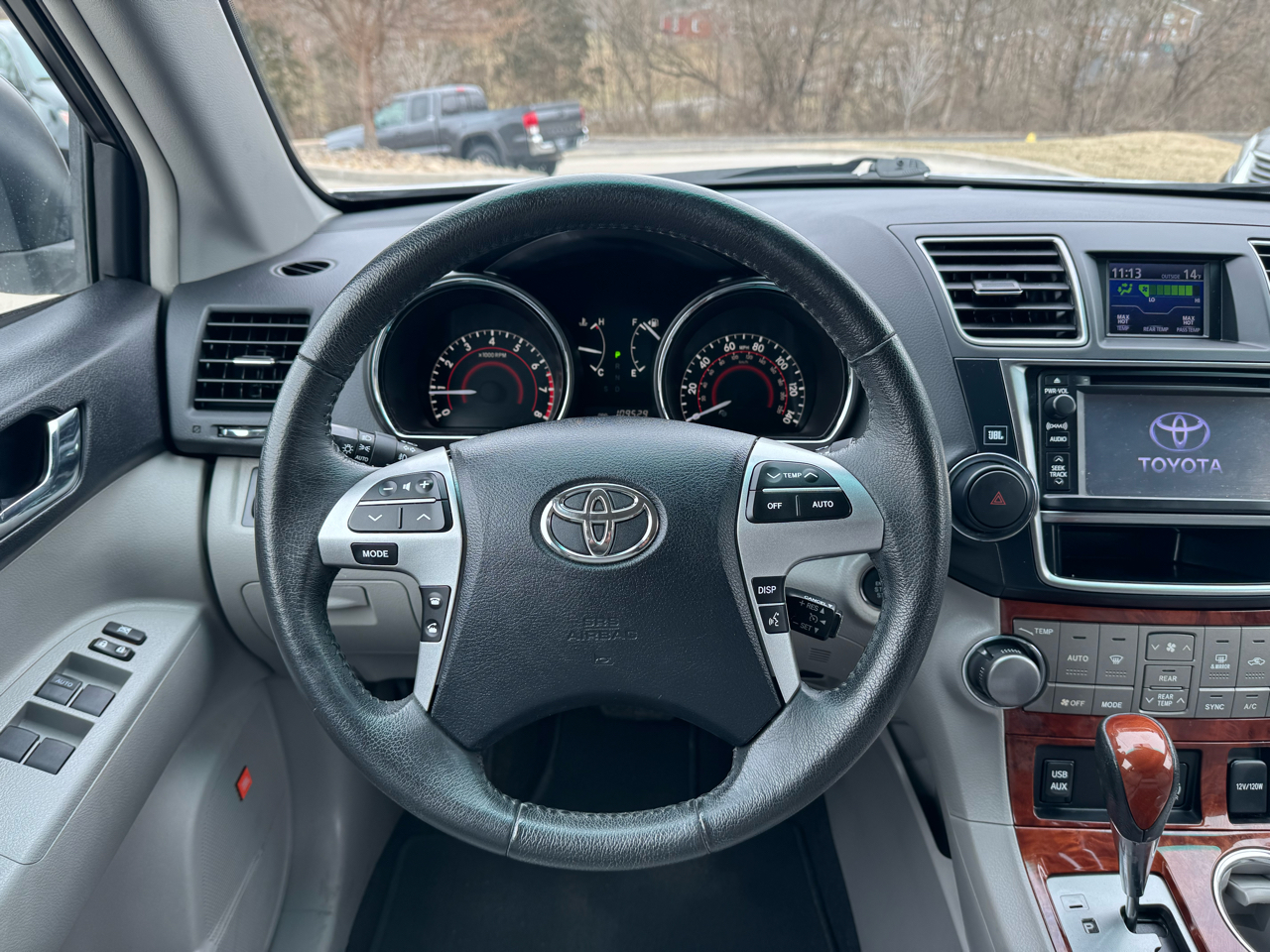 Toyota Highlander  2013