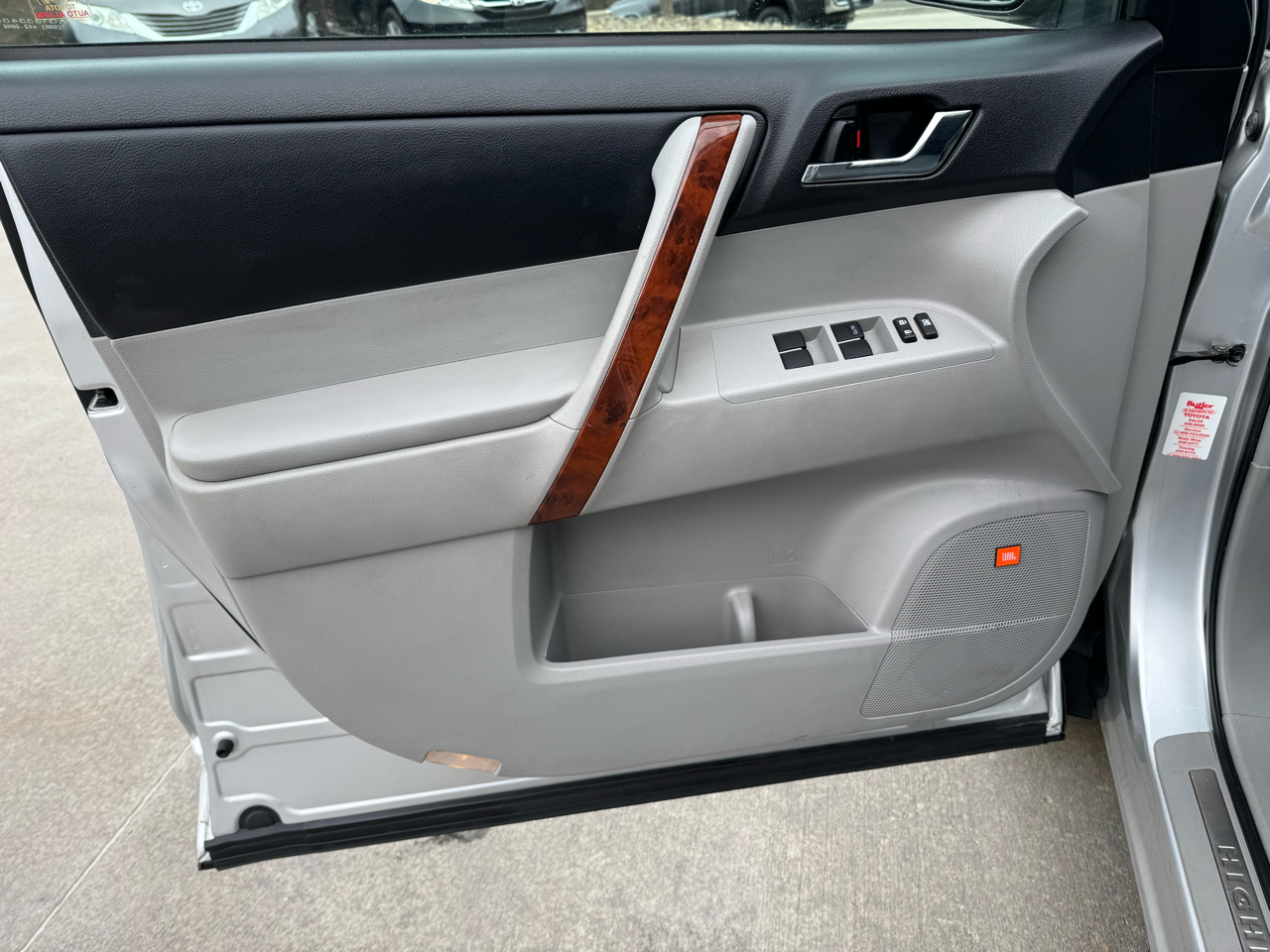 Toyota Highlander  2013