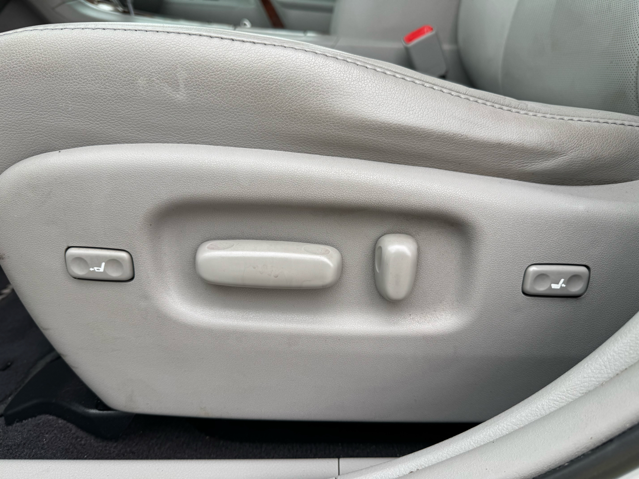 Toyota Highlander  2013