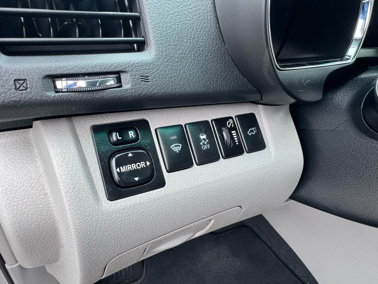 Toyota Highlander  2013