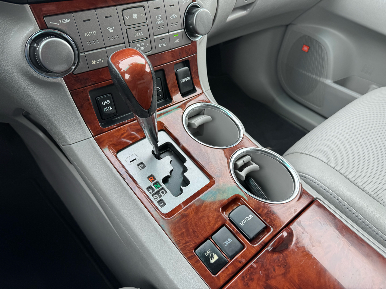 Toyota Highlander  2013