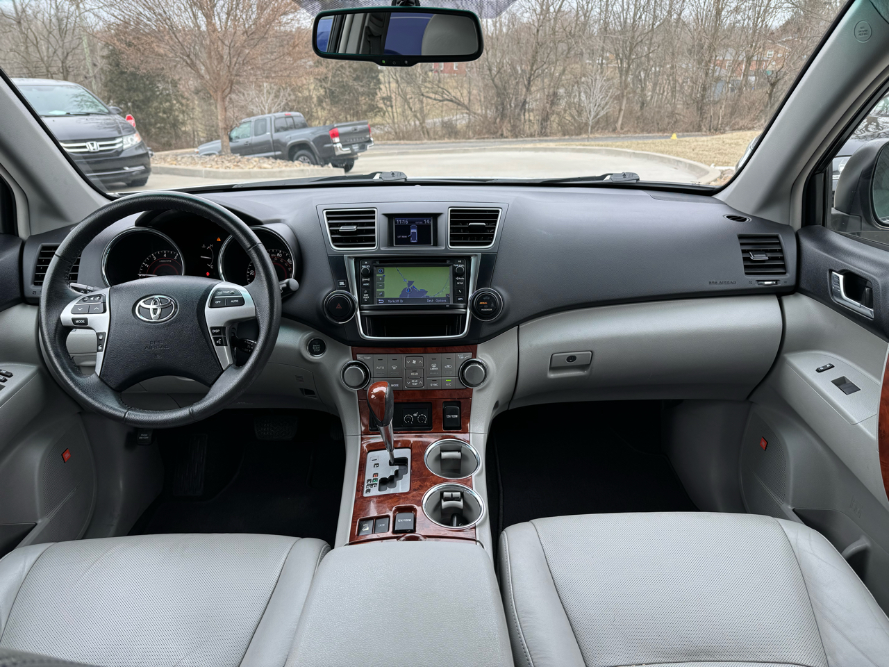 Toyota Highlander  2013