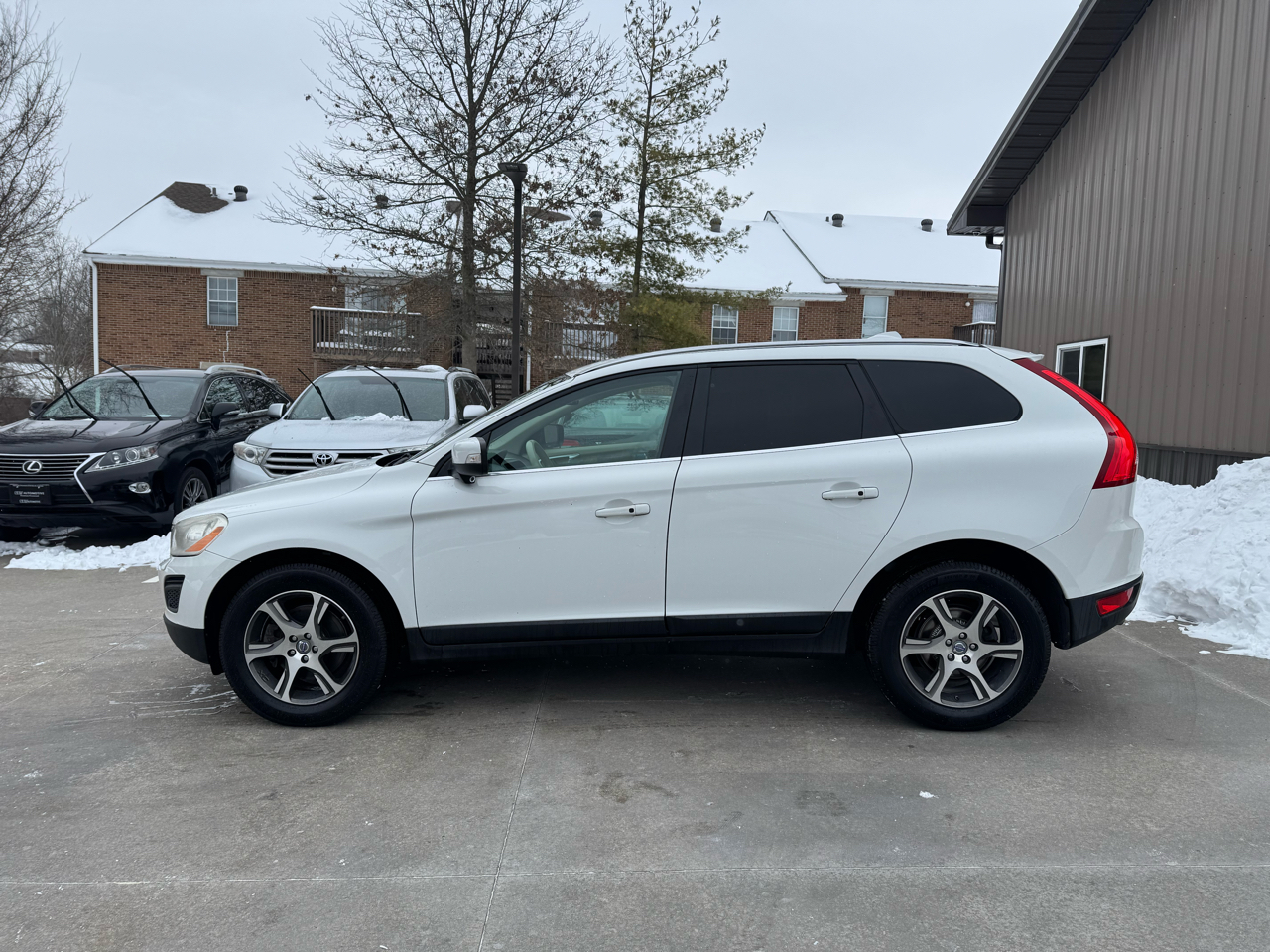 Volvo XC60 AWD 4dr T6 2013