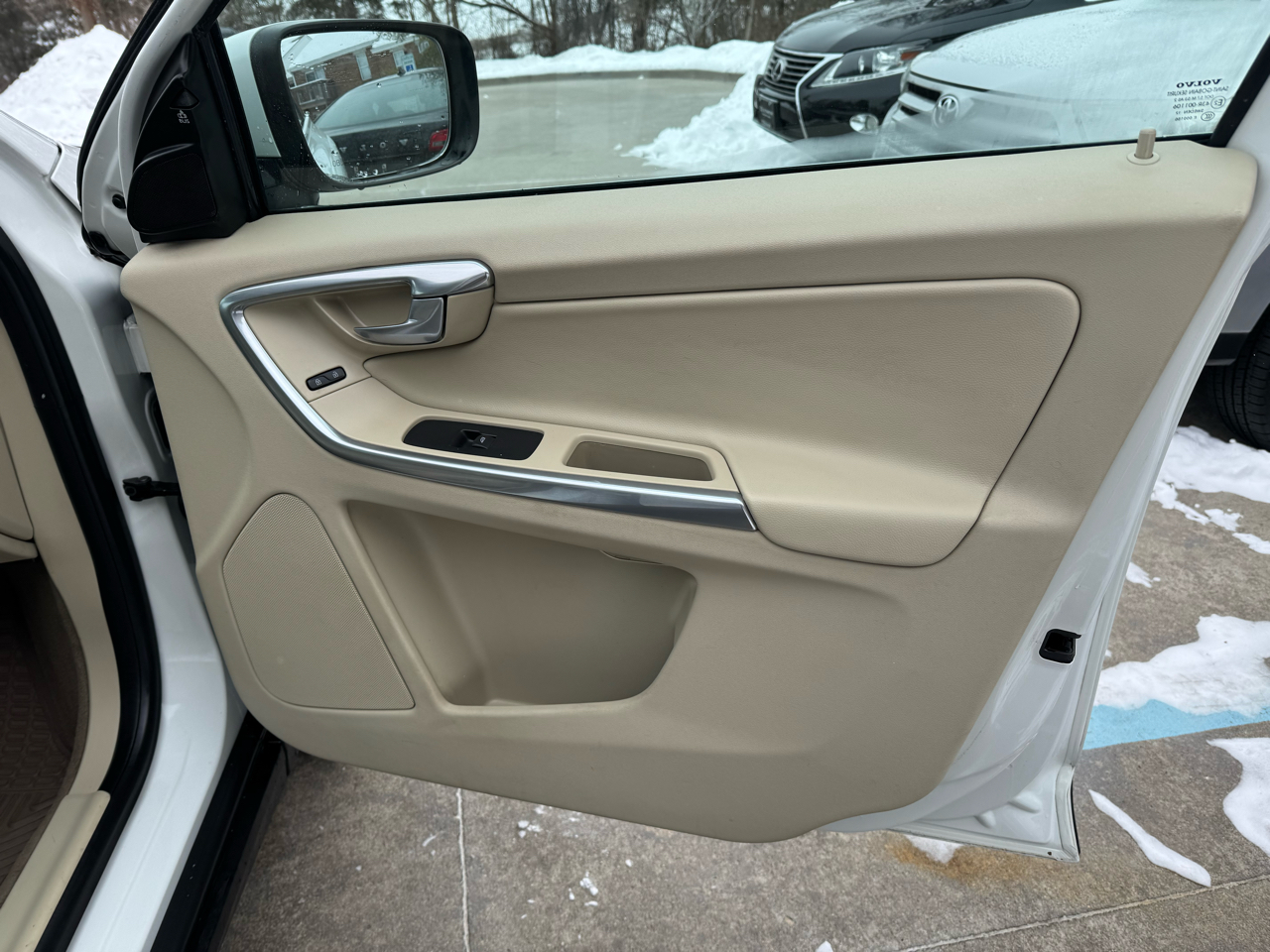 Volvo XC60 AWD 4dr T6 2013