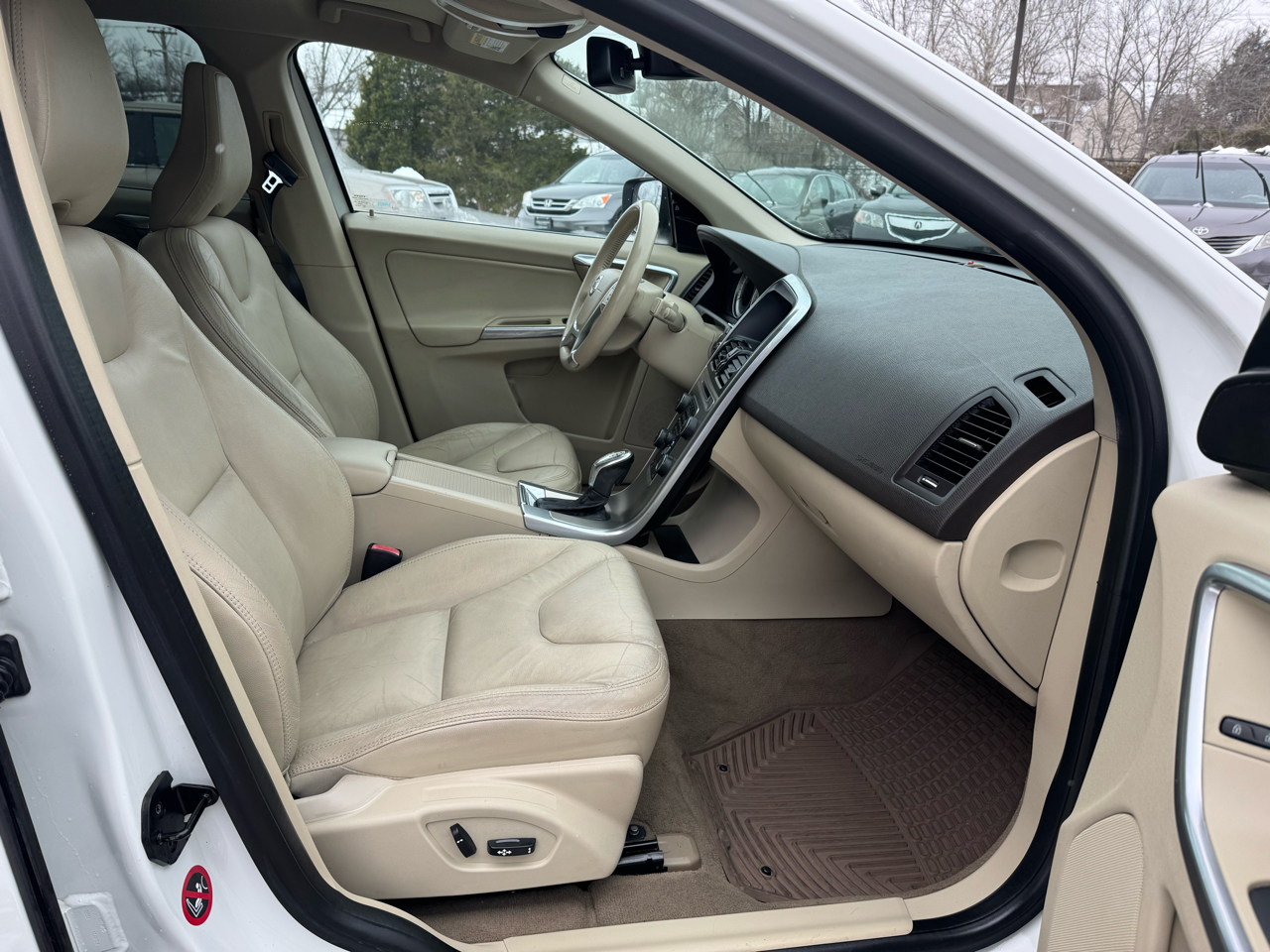 Volvo XC60 AWD 4dr T6 2013