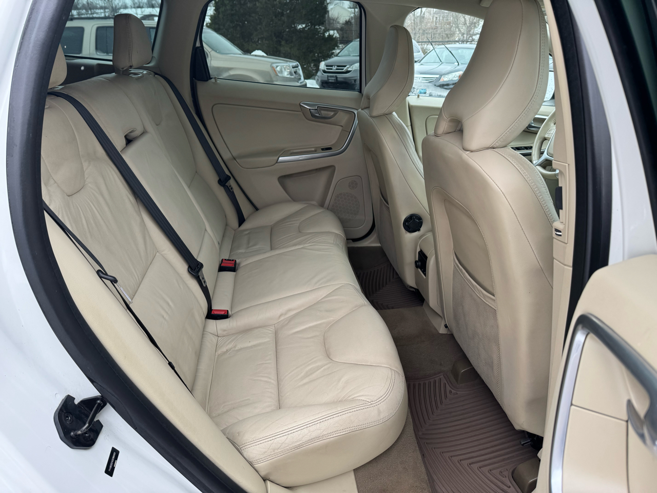 Volvo XC60 AWD 4dr T6 2013