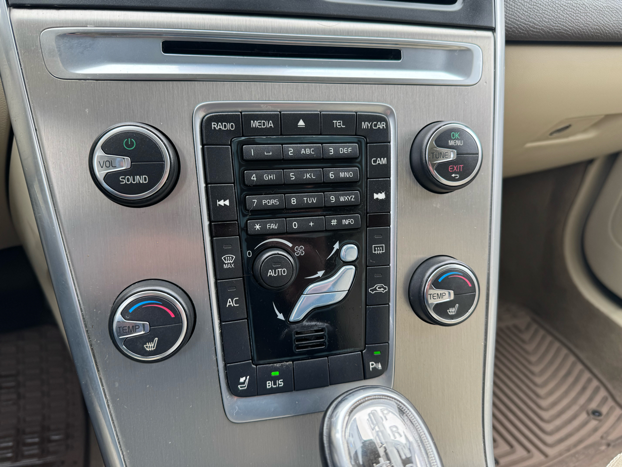 Volvo XC60 AWD 4dr T6 2013