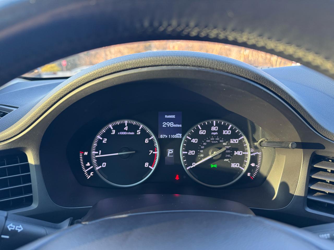 Acura ILX 4dr Sdn 2.0L Premium Pkg 2013