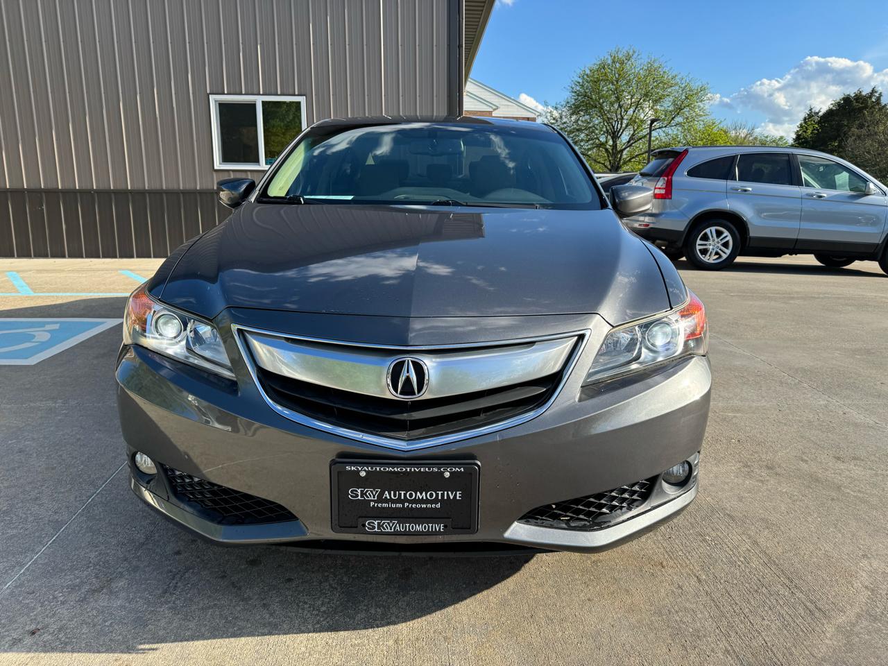 Acura ILX 4dr Sdn 2.0L Premium Pkg 2013