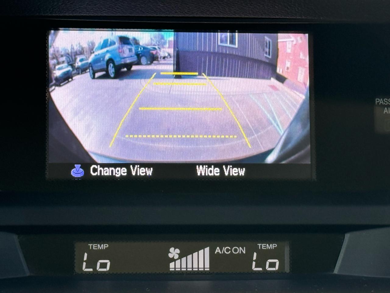 Acura ILX 4dr Sdn 2.0L Premium Pkg 2013