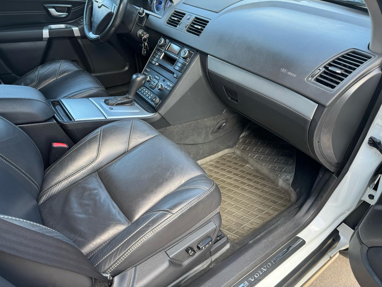 Volvo XC90 AWD 4dr R-Design 2014