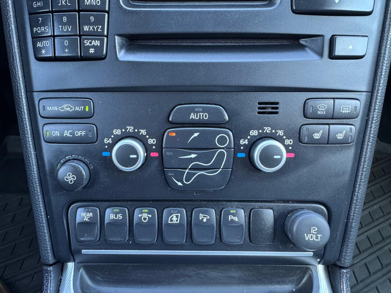 Volvo XC90 AWD 4dr R-Design 2014