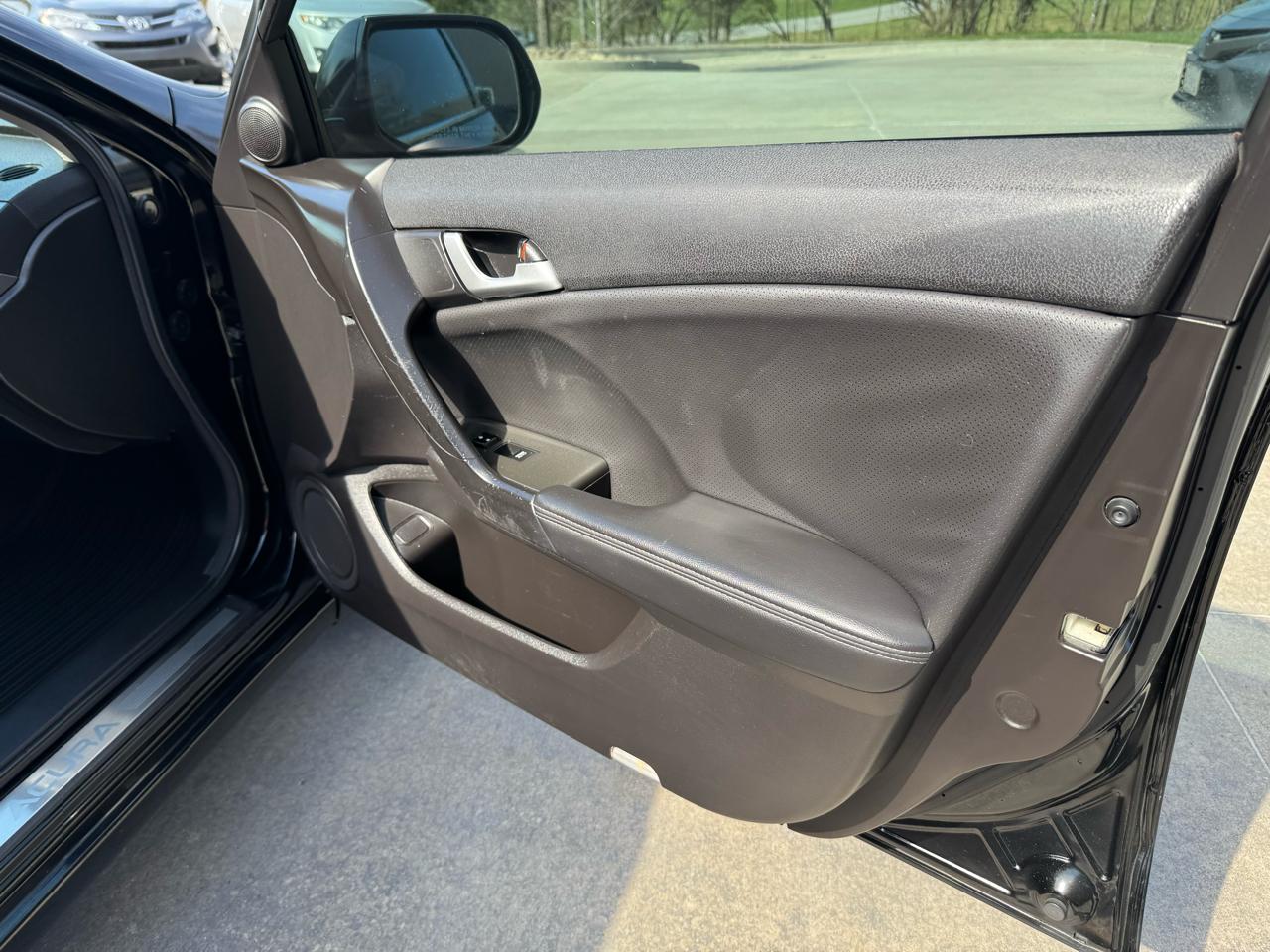 Acura TSX 4dr Sdn I4 Auto Tech Pkg 2012