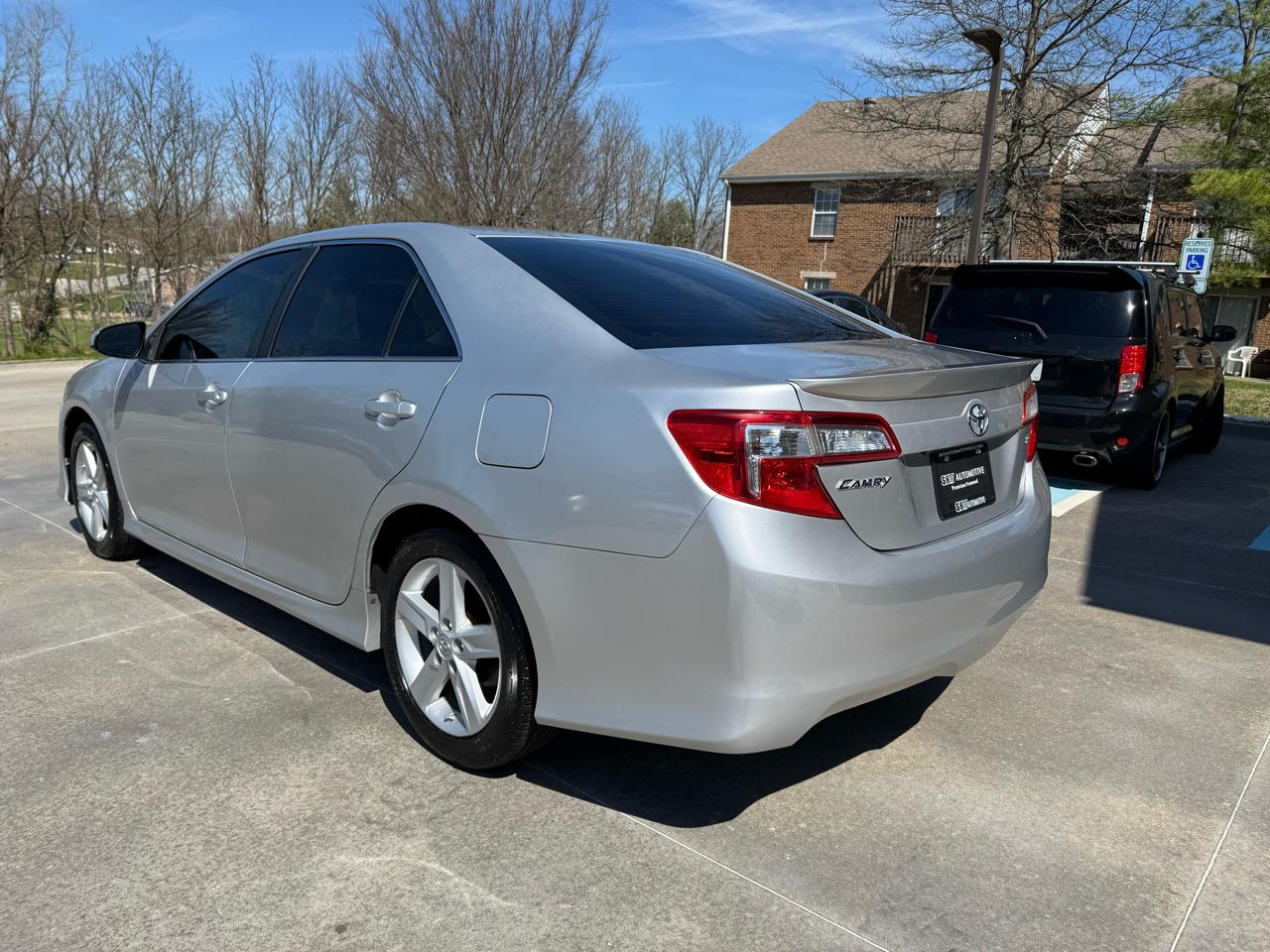 Toyota Camry  2014