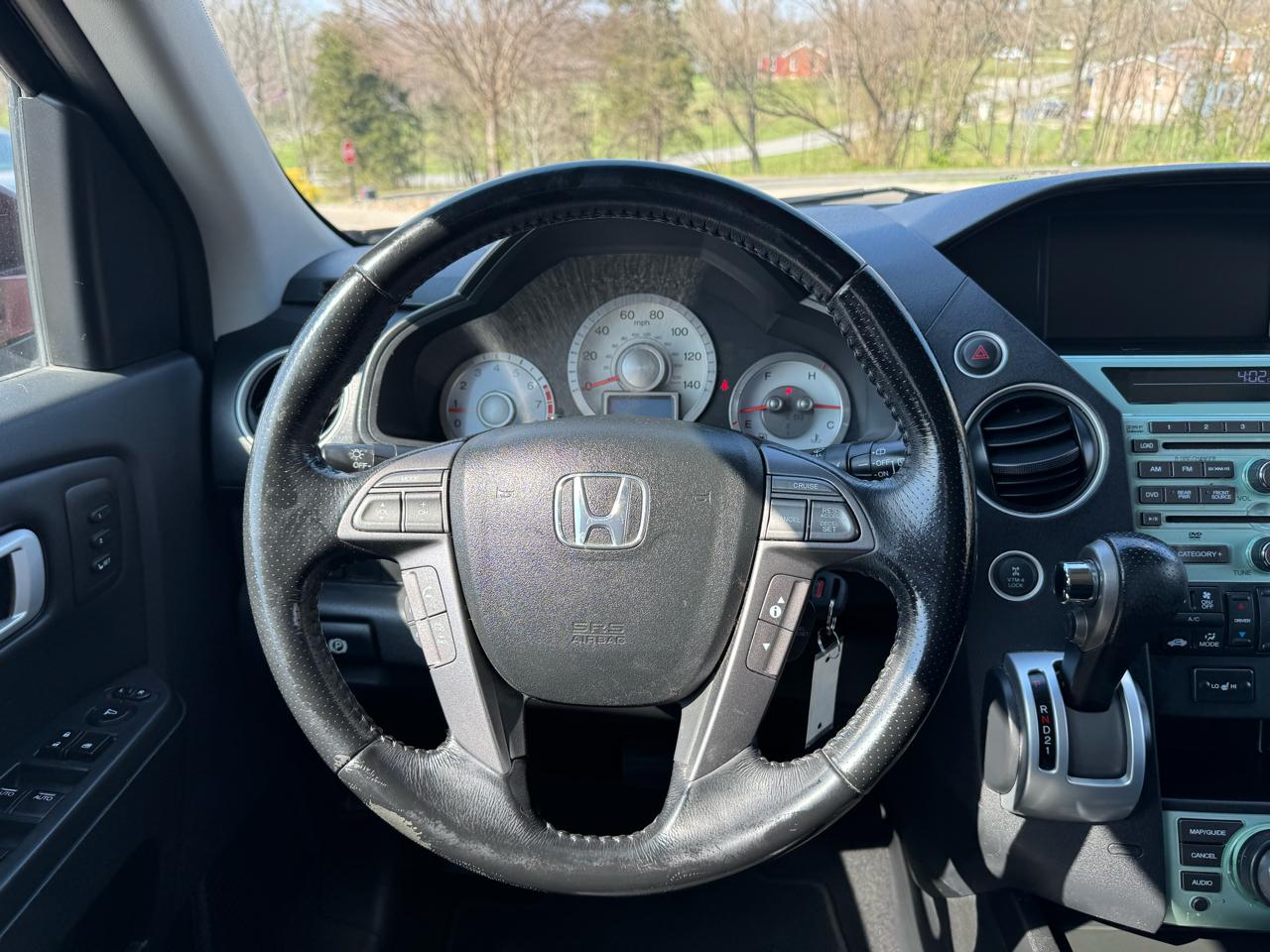 Honda Pilot 4WD 4dr Touring w/RES & Navi 2010