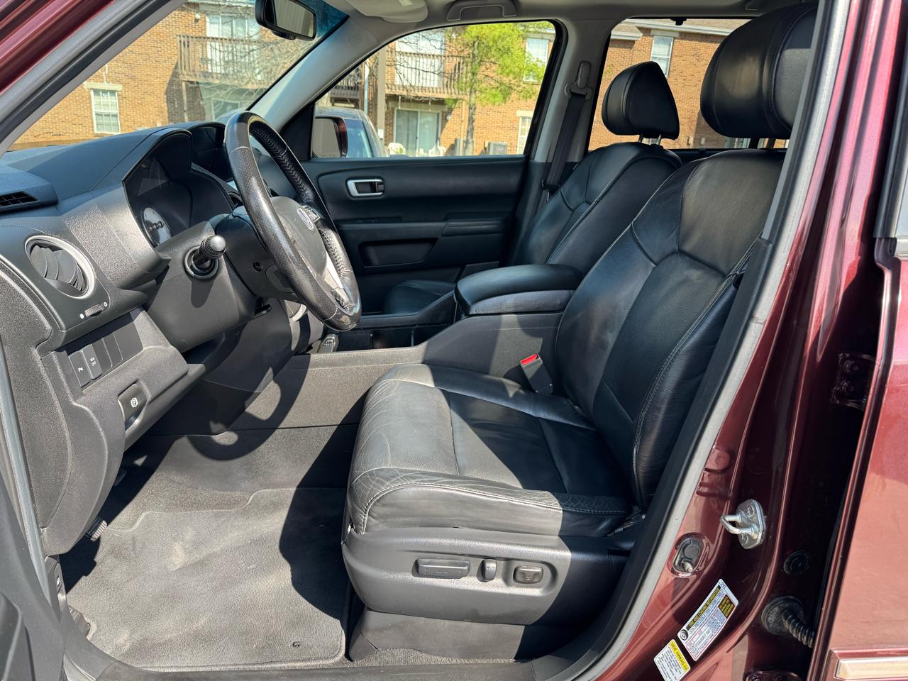 Honda Pilot 4WD 4dr Touring w/RES & Navi 2010