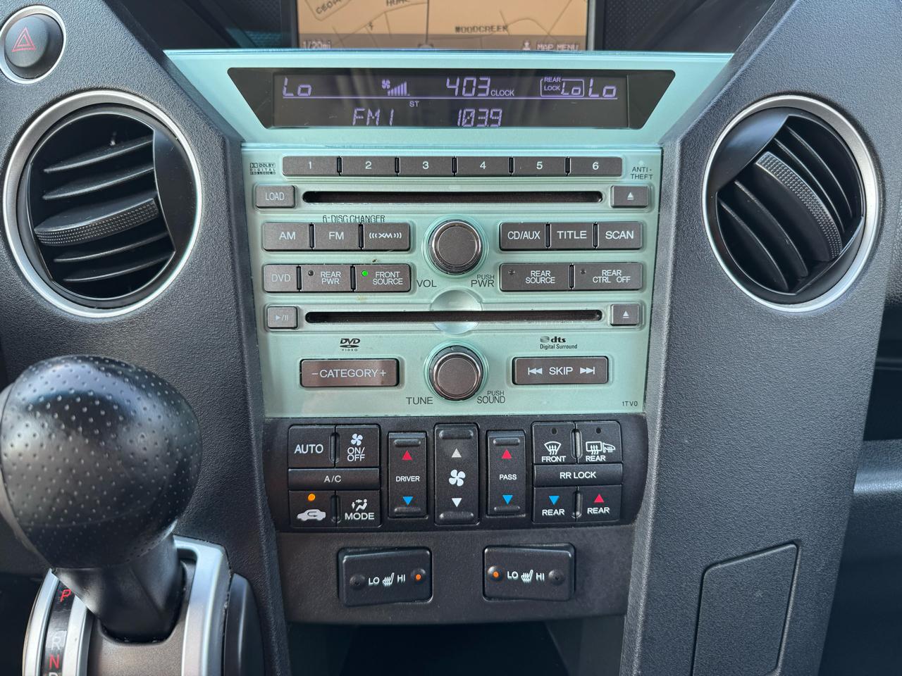 Honda Pilot 4WD 4dr Touring w/RES & Navi 2010