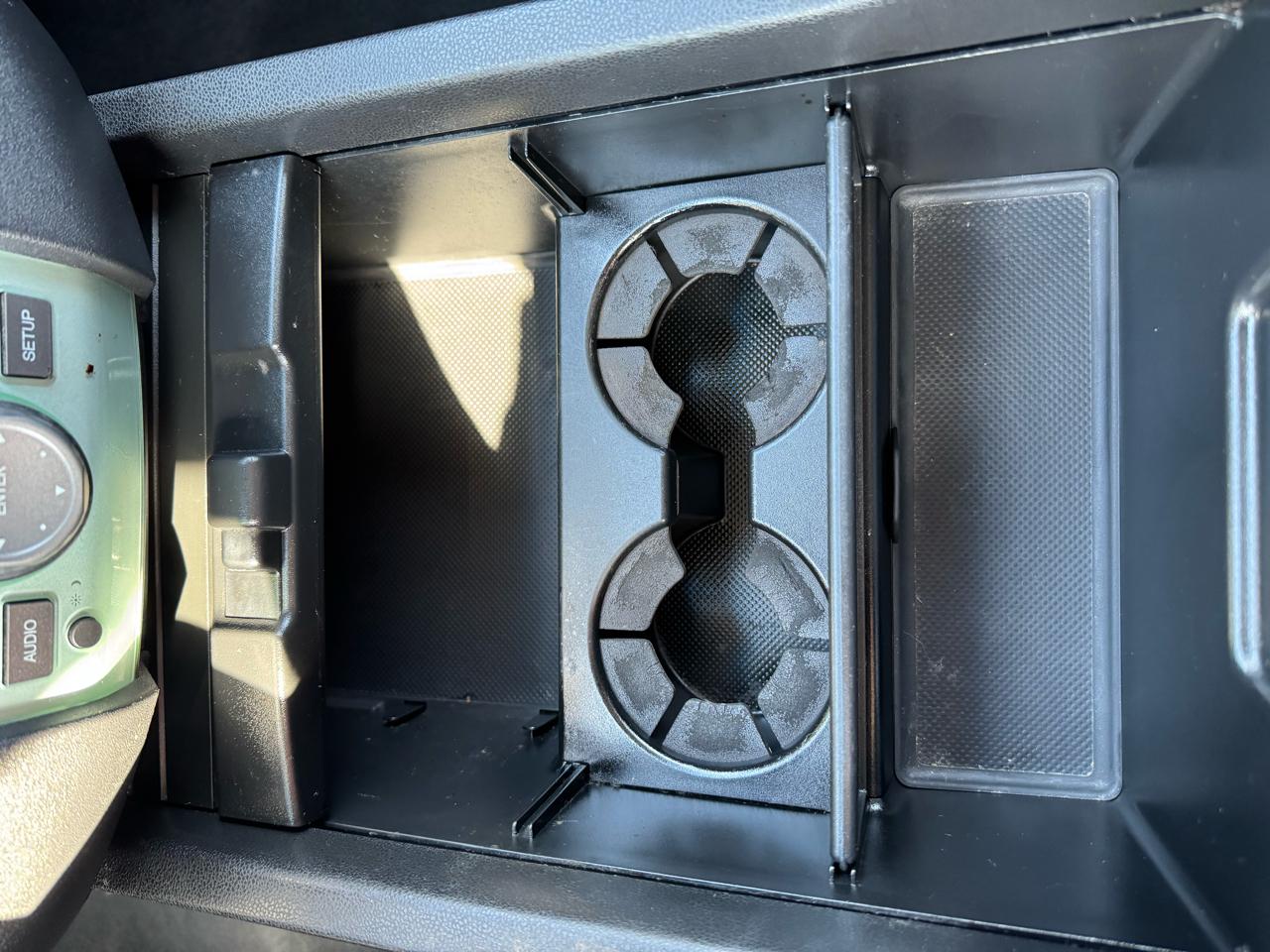 Honda Pilot 4WD 4dr Touring w/RES & Navi 2010