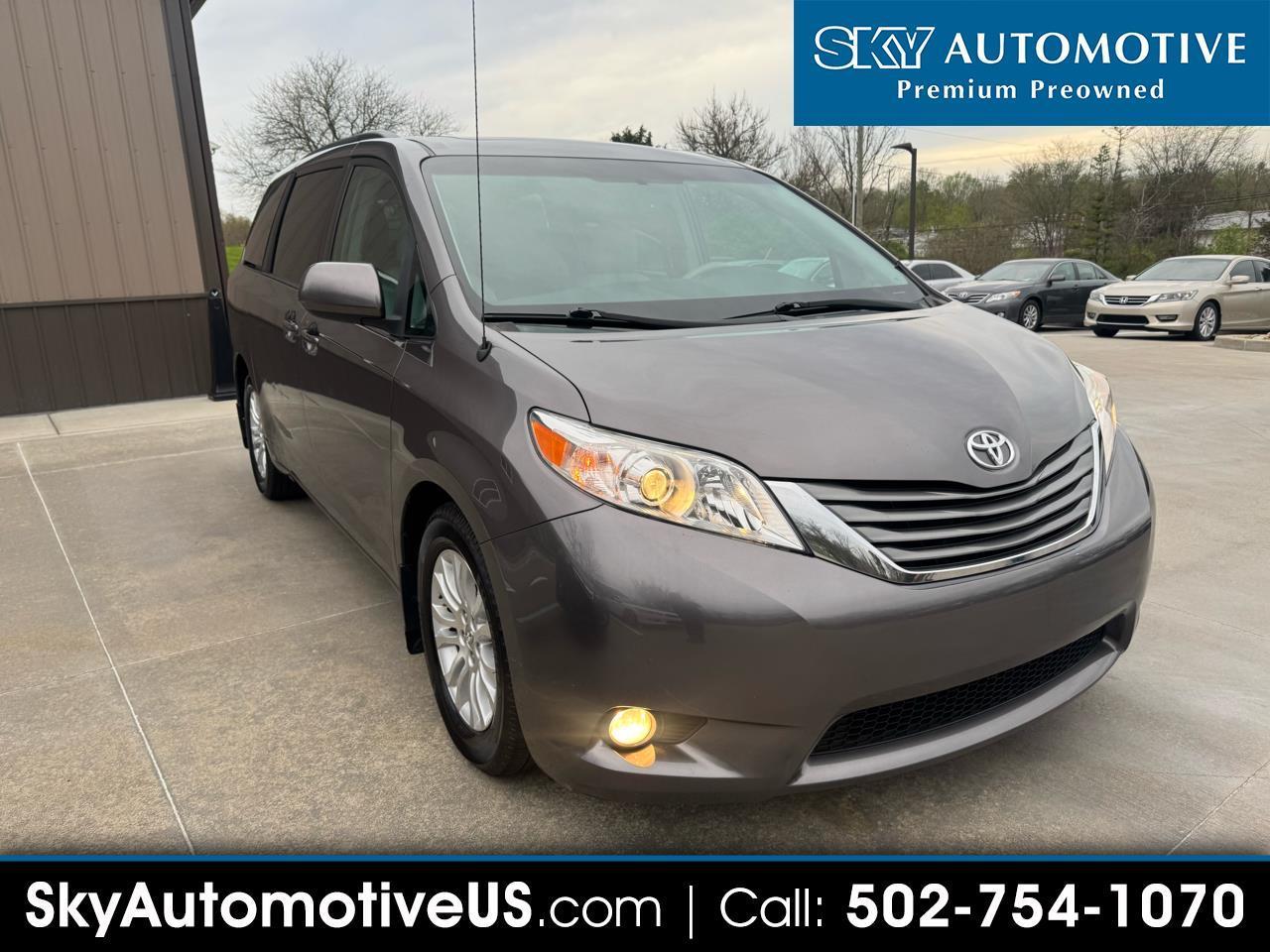 2013 Toyota Sienna 5dr 7-Pass Van V6 XLE AAS FWD (Natl)