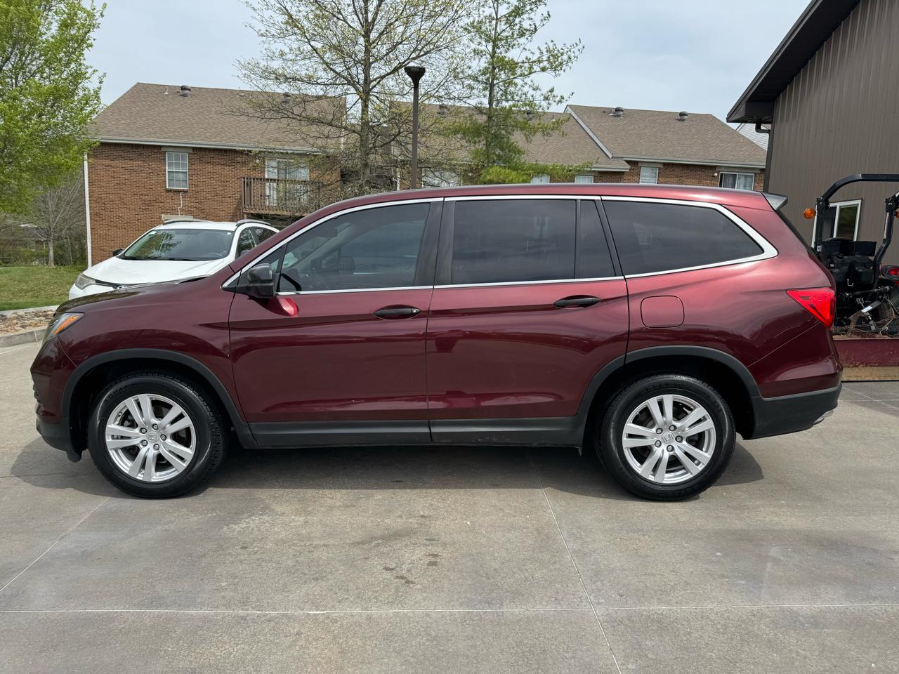 Honda Pilot LX AT 2018