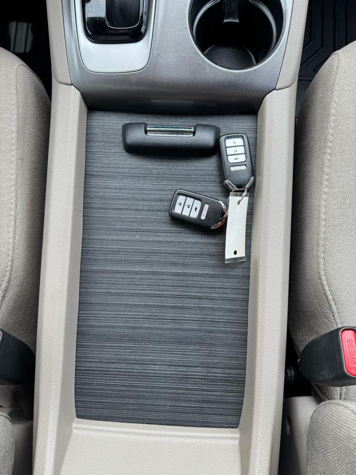 Honda Pilot LX AT 2018