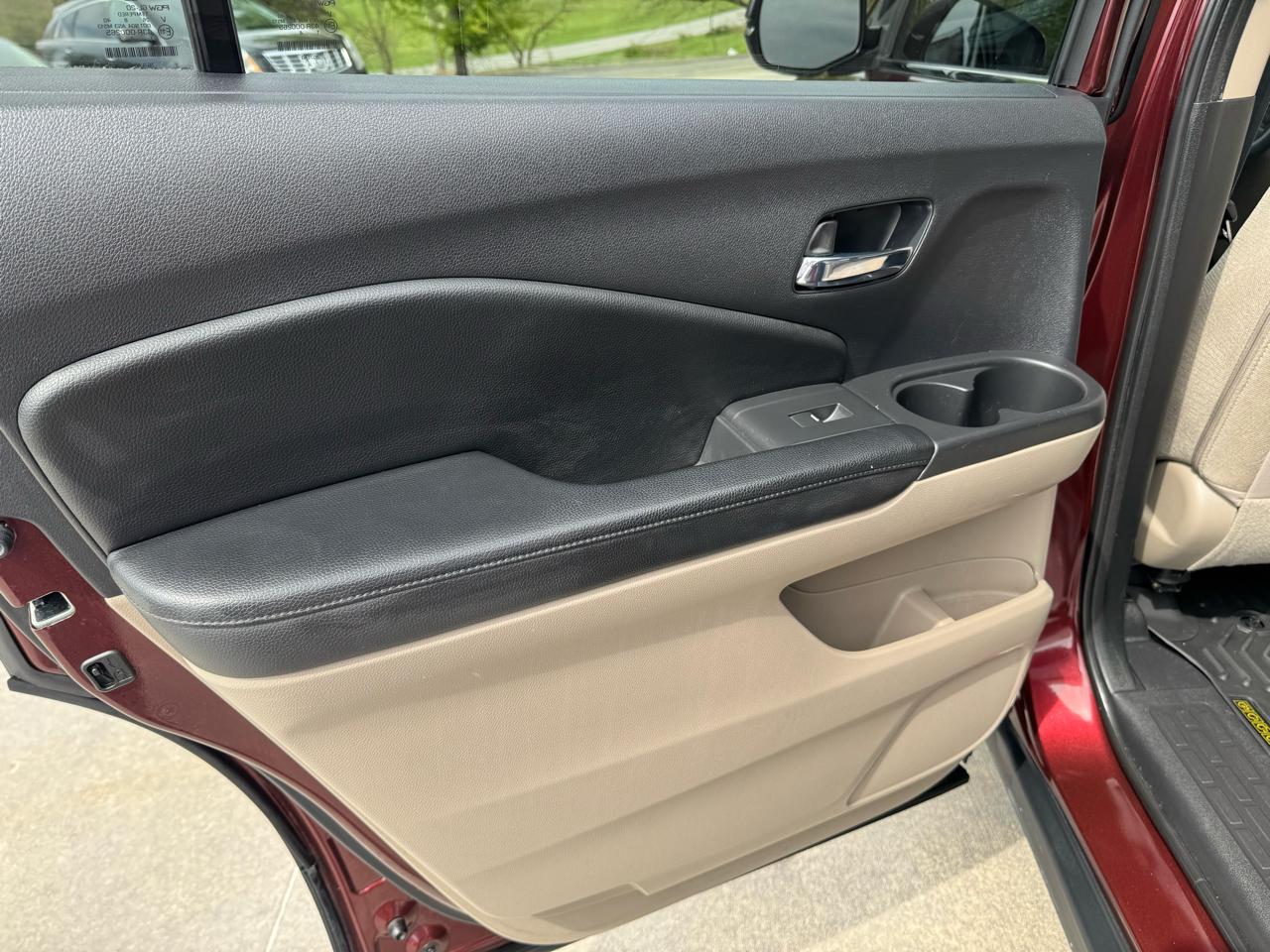 Honda Pilot LX AT 2018