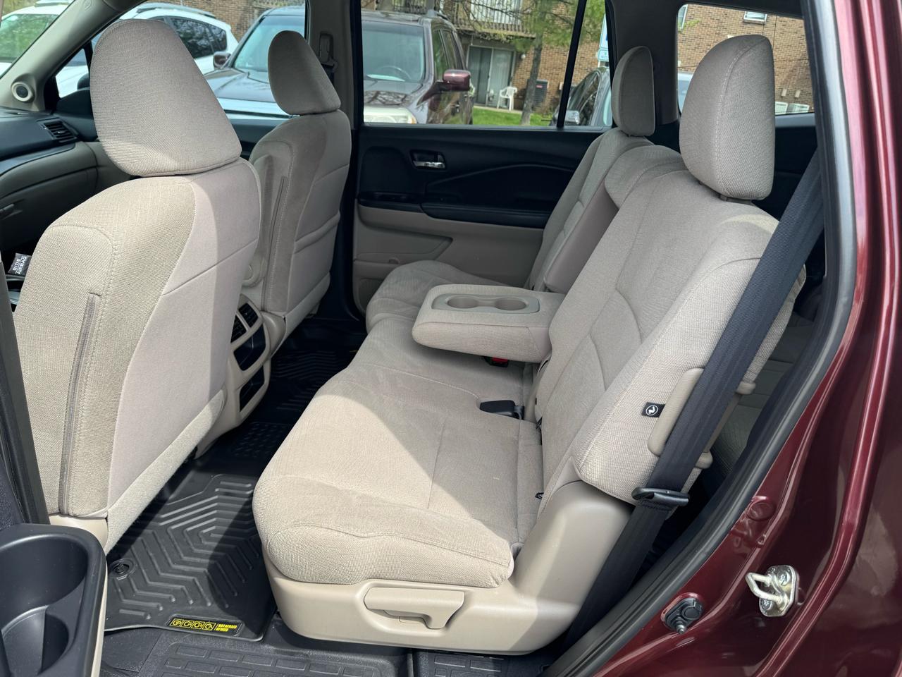 Honda Pilot LX AT 2018