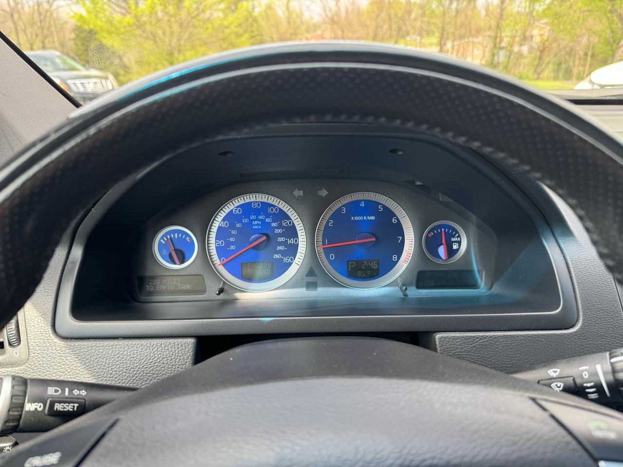 Volvo XC90 FWD 4dr R-Design 2014