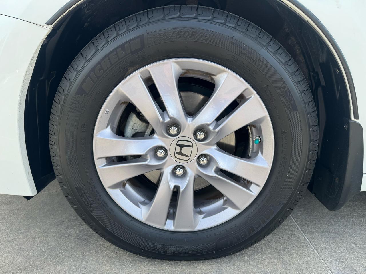 Honda Accord Sdn  2012