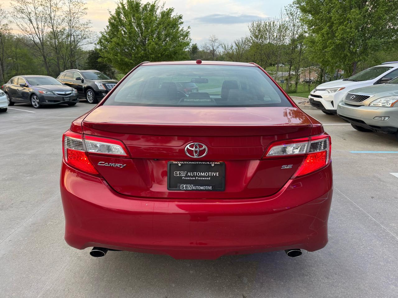 Toyota Camry 4dr Sdn V6 Auto SE (Natl) *Ltd Avail* 2014