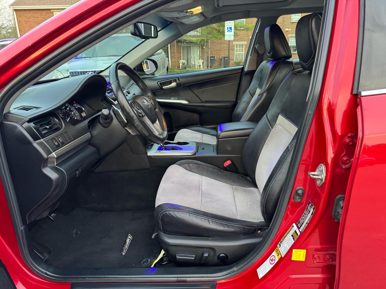 Toyota Camry 4dr Sdn V6 Auto SE (Natl) *Ltd Avail* 2014