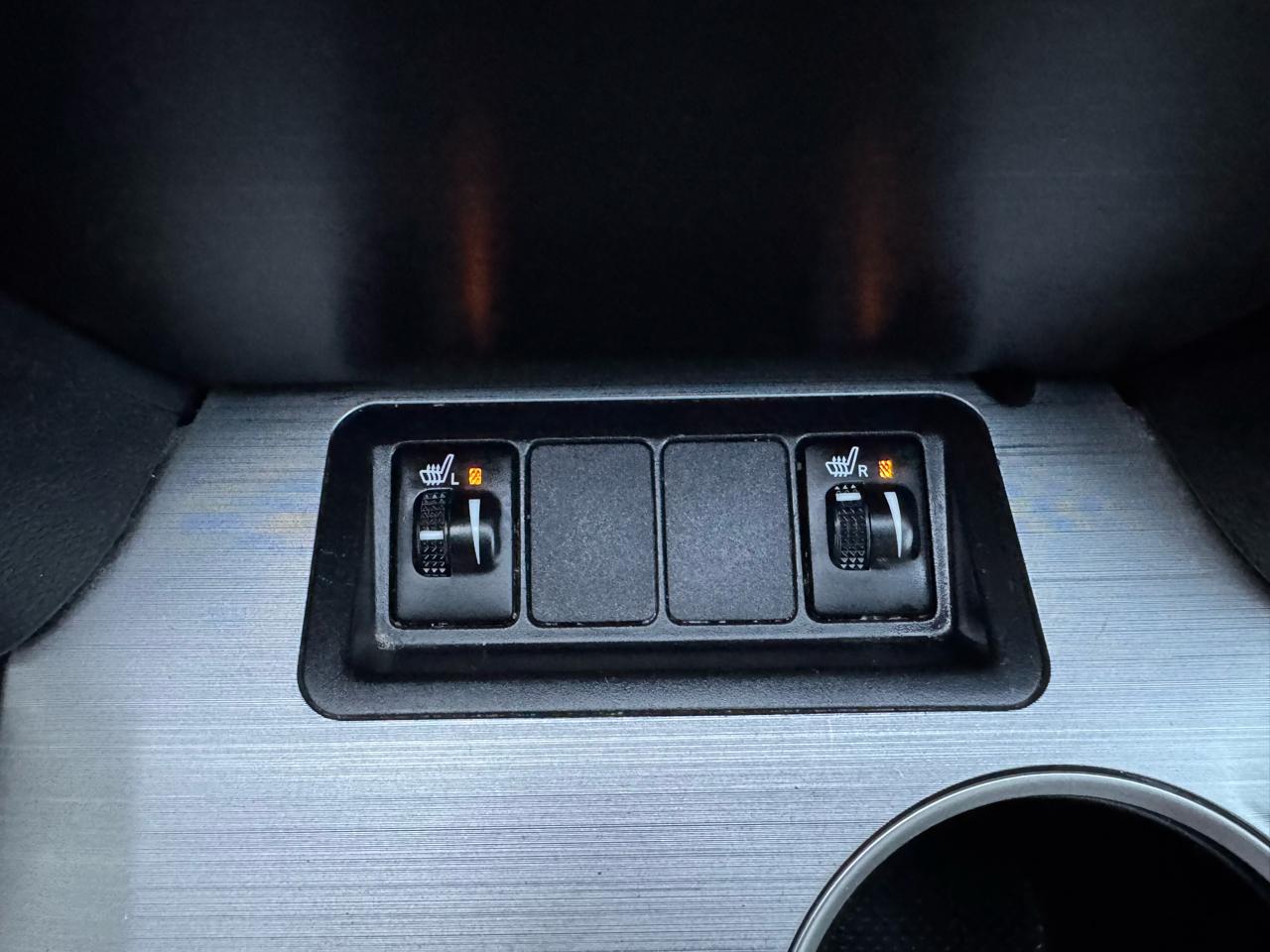 Toyota Camry 4dr Sdn V6 Auto SE (Natl) *Ltd Avail* 2014