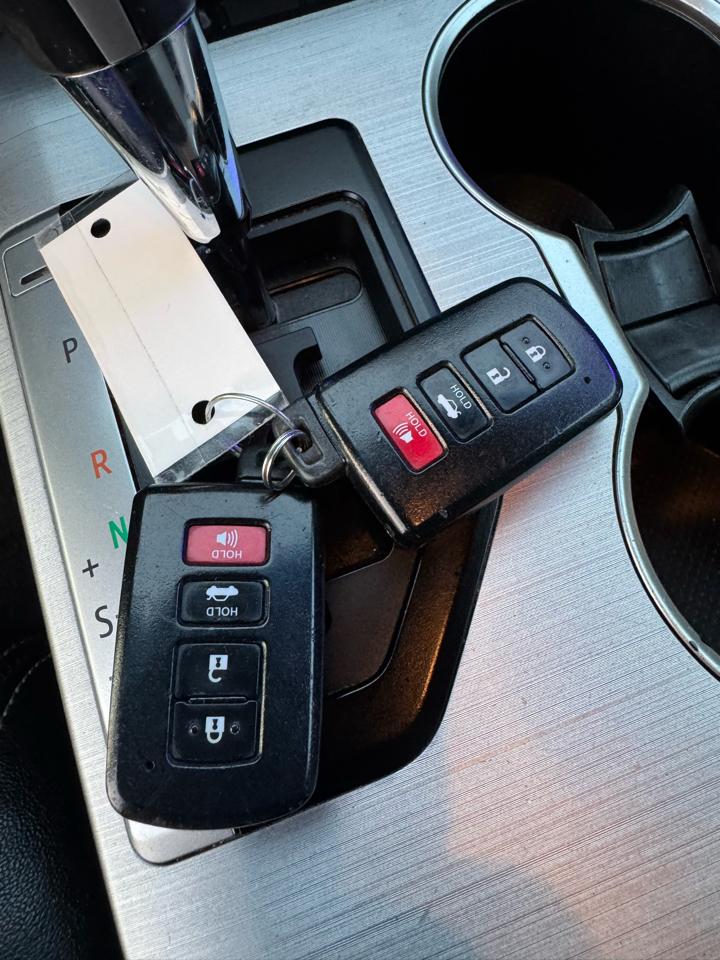 Toyota Camry 4dr Sdn V6 Auto SE (Natl) *Ltd Avail* 2014