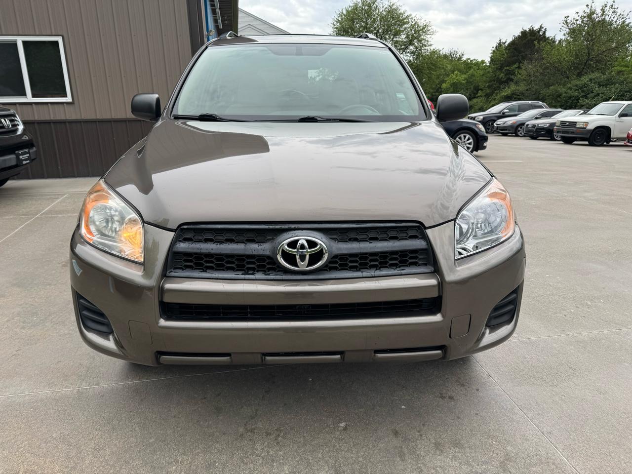 Toyota RAV4 4WD 4dr 4-cyl 4-Spd AT (Natl) 2011