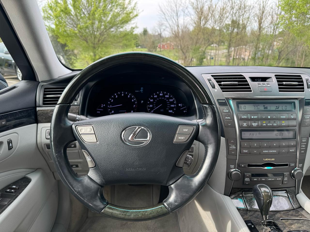 Lexus LS 460 4dr Sdn 2007