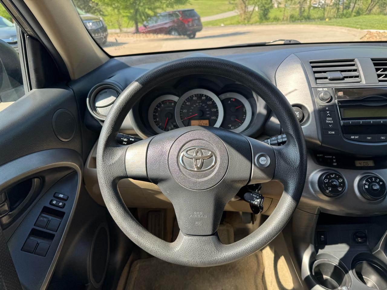 Toyota RAV4 4WD 4dr 4-cyl 4-Spd AT (Natl) 2010