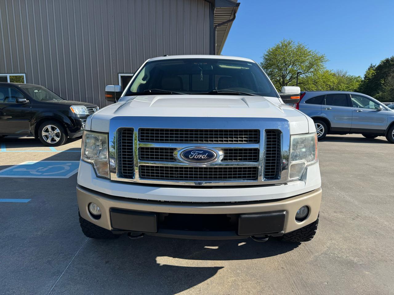 Ford F-150 4WD SuperCrew 145" XL 2010