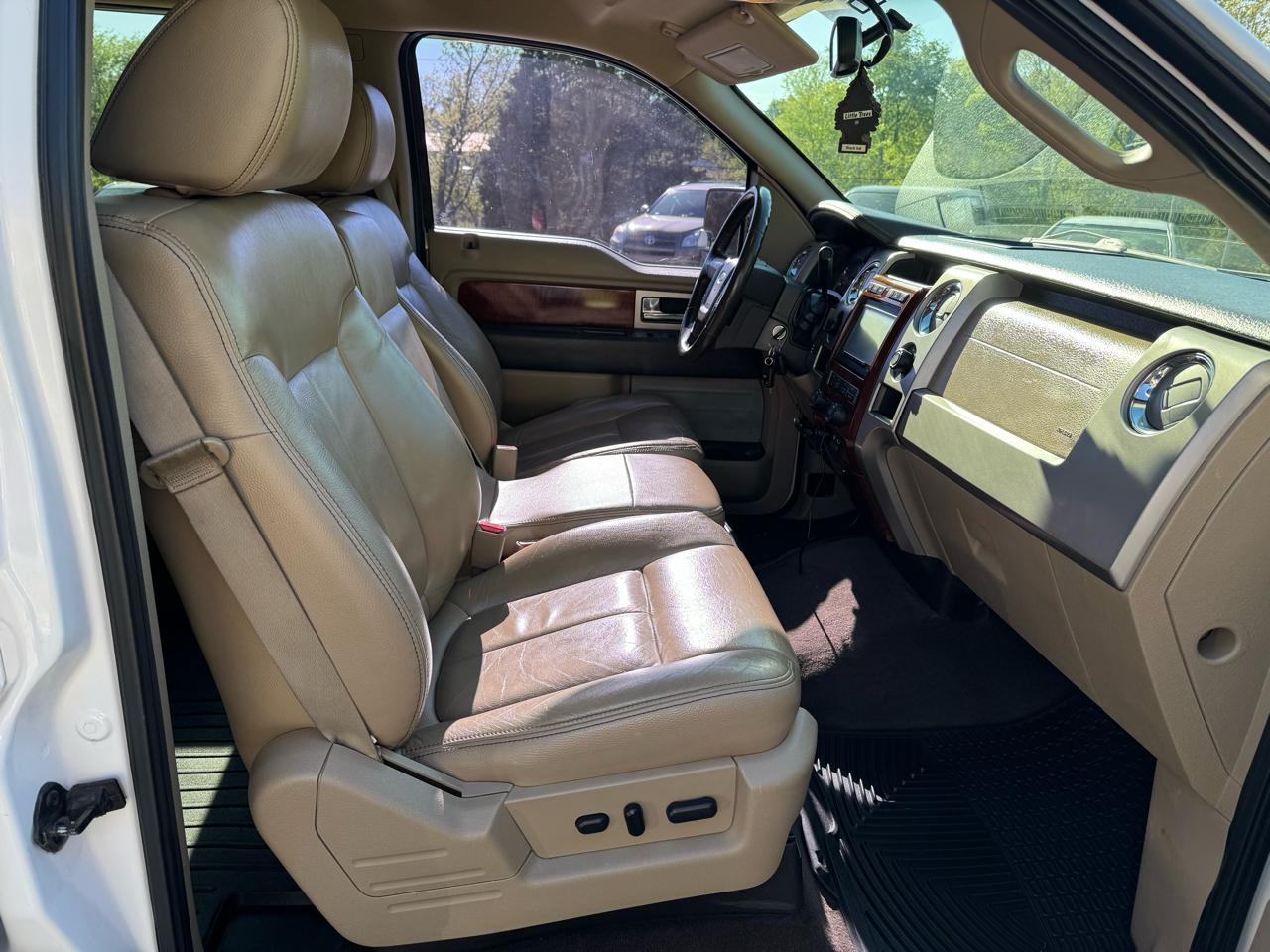 Ford F-150 4WD SuperCrew 145" XL 2010