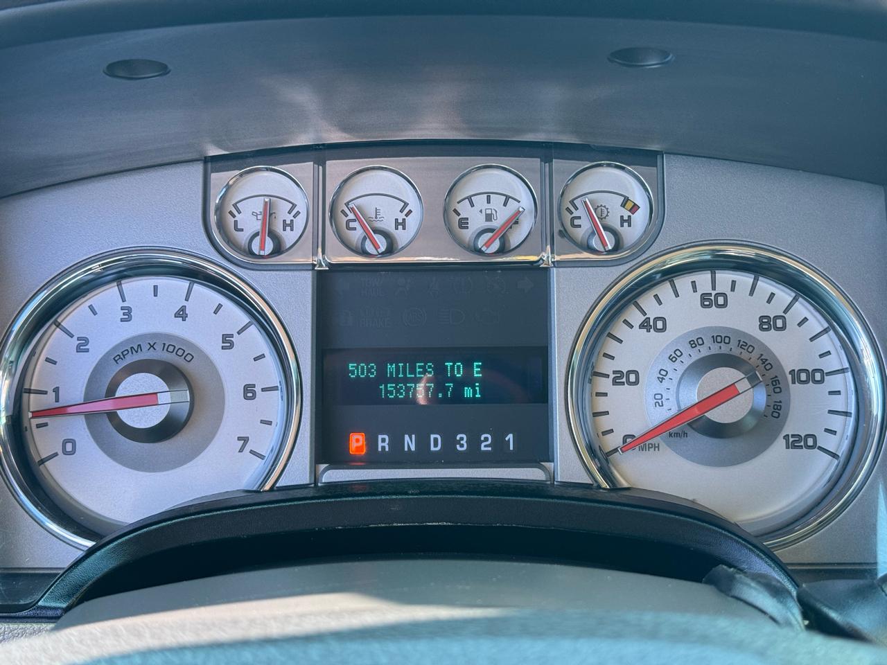 Ford F-150 4WD SuperCrew 145" XL 2010