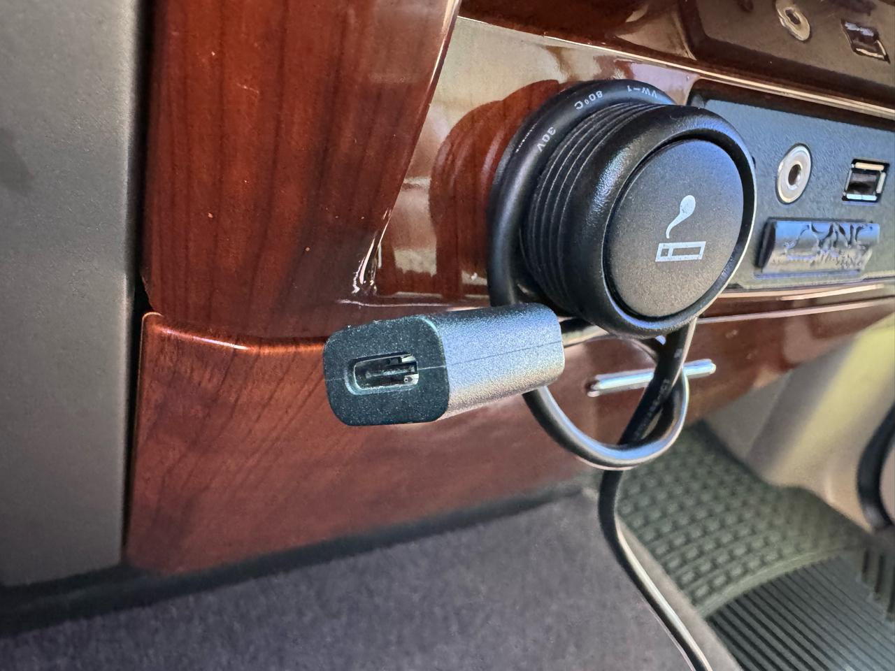 Ford F-150 4WD SuperCrew 145" XL 2010