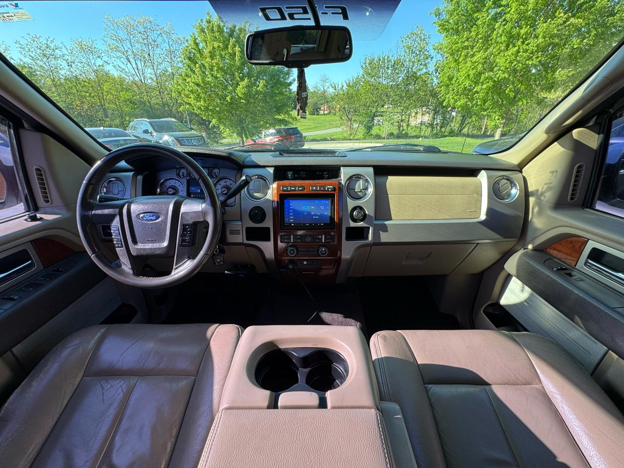 Ford F-150 4WD SuperCrew 145" XL 2010